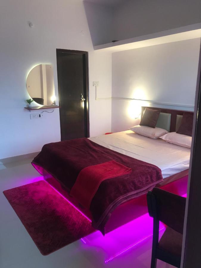 Casa Felice Luxury Aparthotel Jorhat Exterior photo